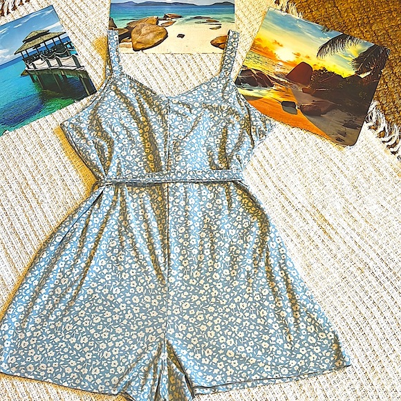 🚫Sold NOBO blue & white floral romper jumpsuit sz xxl/19 ties at waist & front - Picture 5 of 6